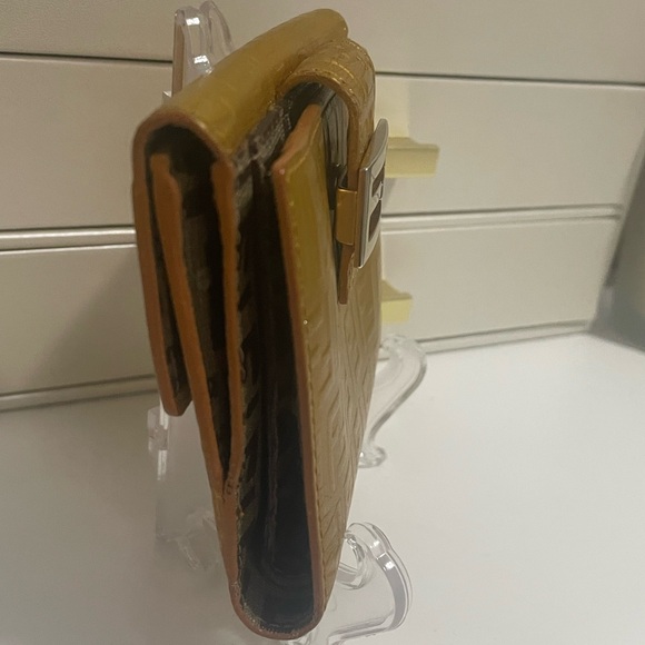 Fendi Zucchino Bifold Compact Wallet in gold metallic monogram; EUC - Picture 11 of 16